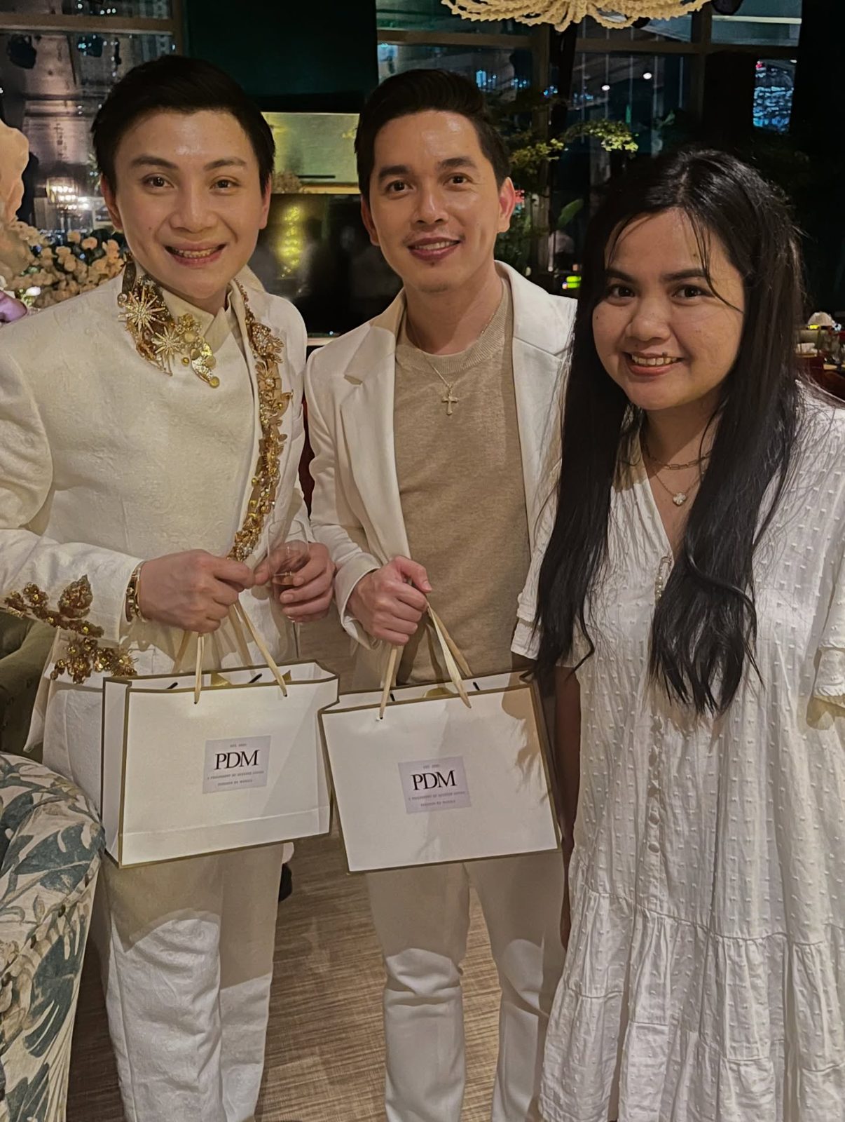 Guests with Pabango de Manila gift bags